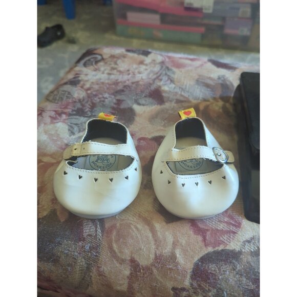 BUILD-A-BEAR~White DRESS SHOES ~Mary Jane Style Hearts - Picture 1 of 5